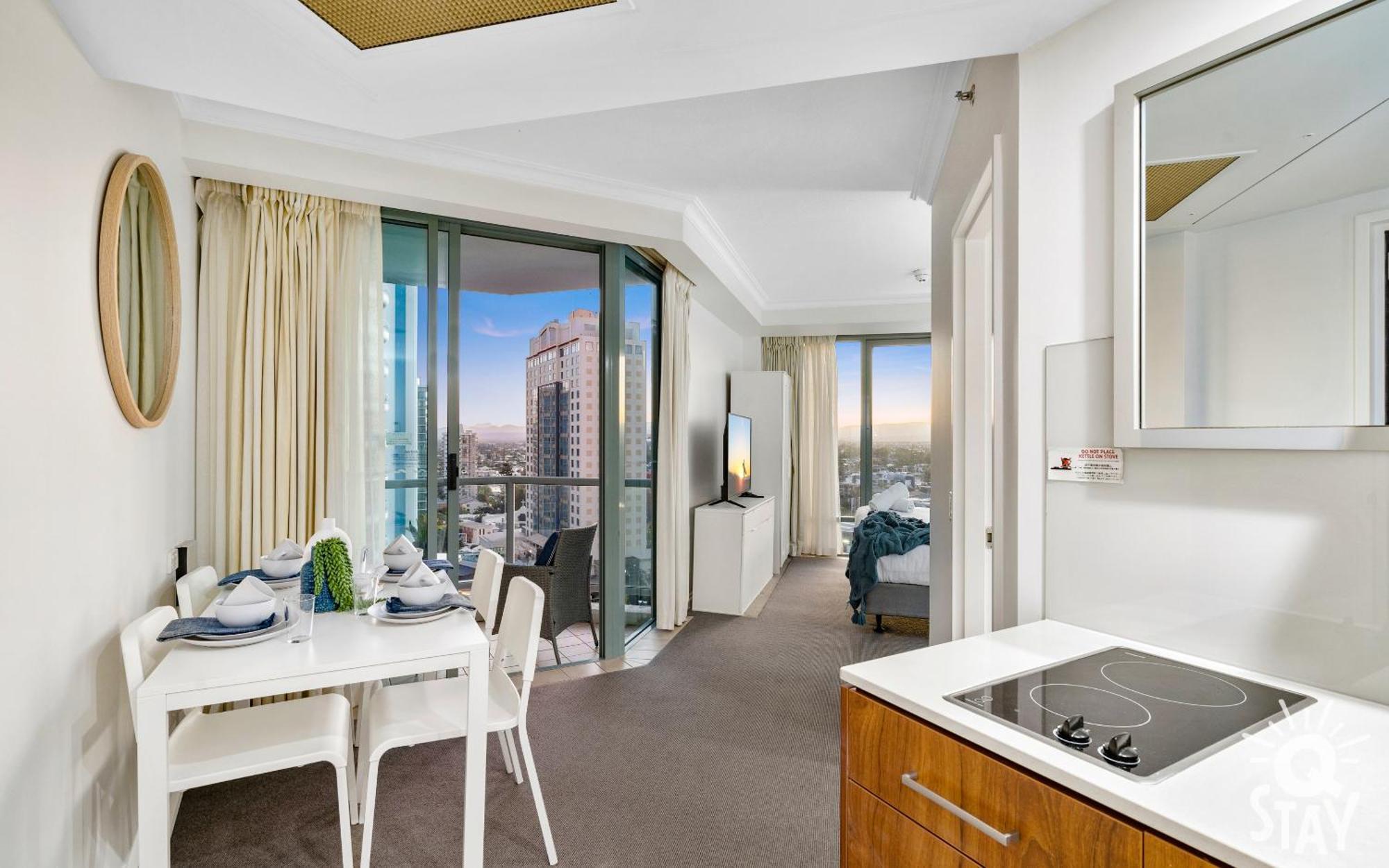Legends Surfers Paradise Mid Week Madness Deal - Q Stay Gold Coast Dış mekan fotoğraf
