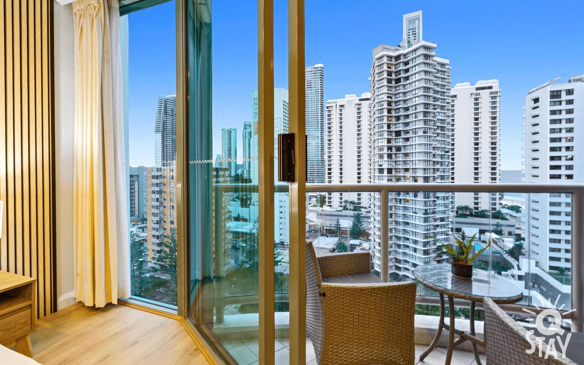 Legends Surfers Paradise Mid Week Madness Deal - Q Stay Gold Coast Dış mekan fotoğraf