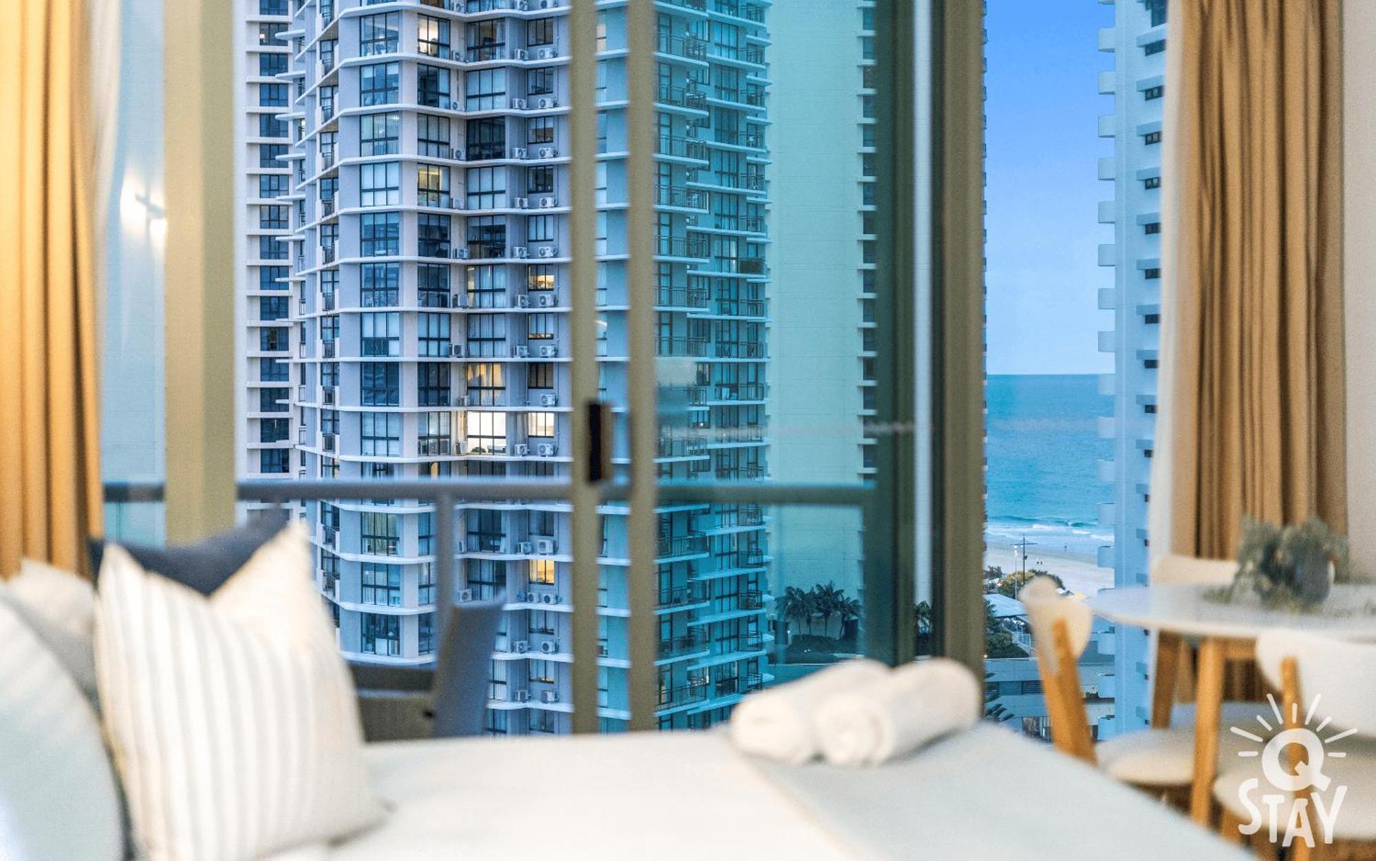 Legends Surfers Paradise Mid Week Madness Deal - Q Stay Gold Coast Dış mekan fotoğraf