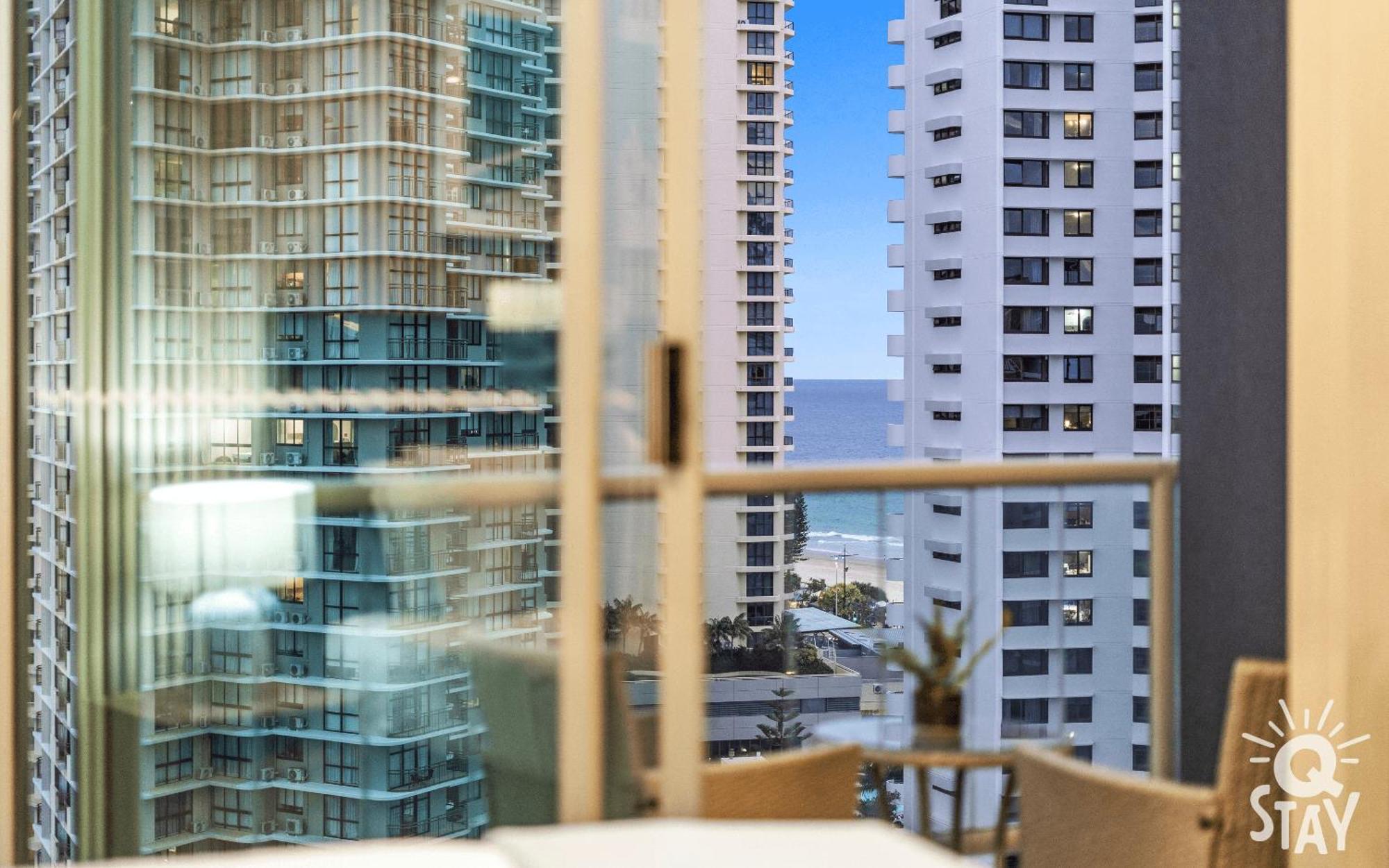 Legends Surfers Paradise Mid Week Madness Deal - Q Stay Gold Coast Dış mekan fotoğraf
