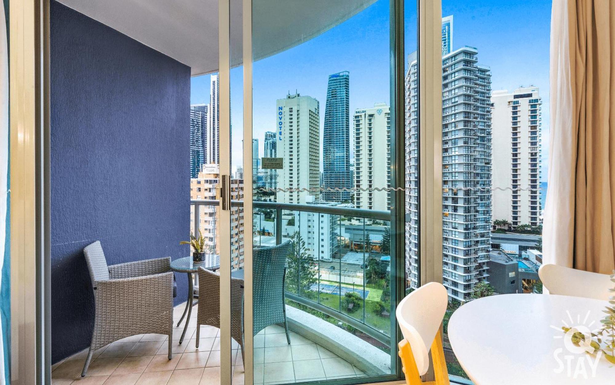 Legends Surfers Paradise Mid Week Madness Deal - Q Stay Gold Coast Dış mekan fotoğraf